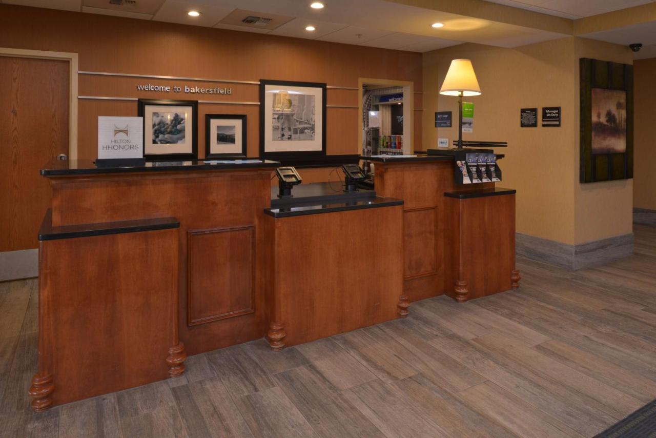 Hampton Inn & Suites Bakersfield North-Airport