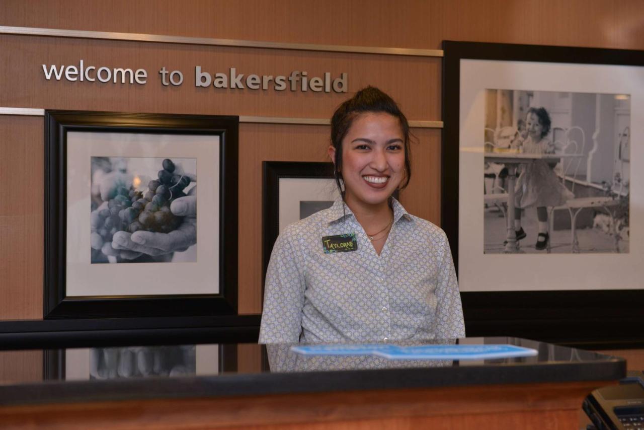 Hampton Inn & Suites Bakersfield North-Airport