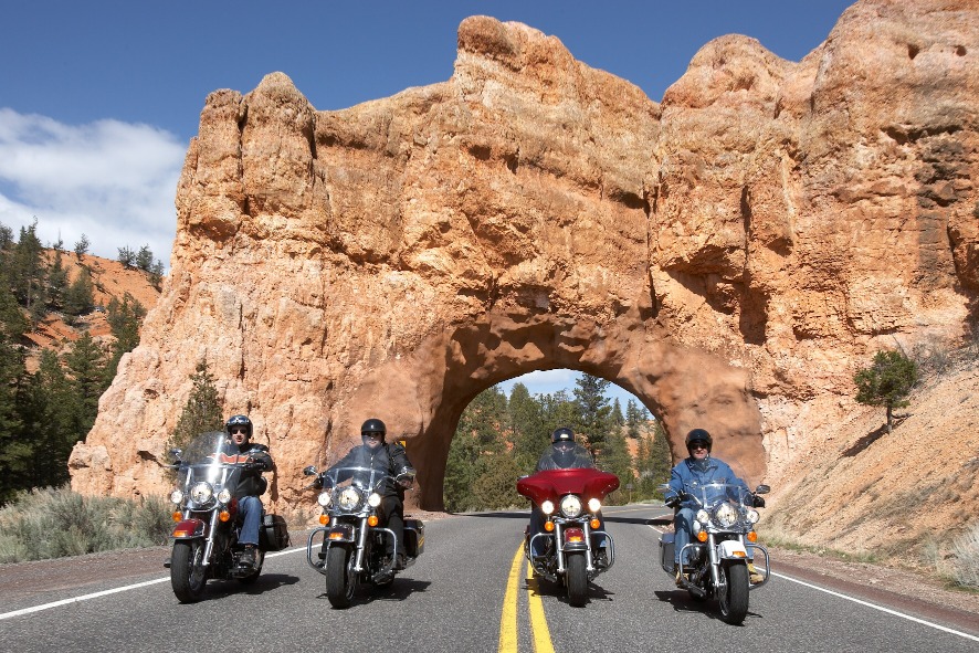 Motorrijders bij Bryce Canyon, Utah