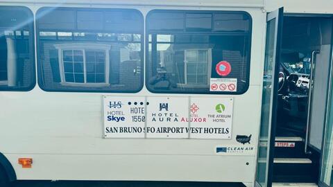 Shuttle bus Hotel 1550