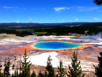 Grand Prismatic Yellowstone National Park Wyoming CWHLE5T