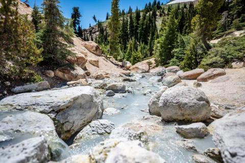 Bumpass Hell hydrothermal area