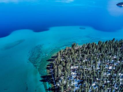 Lake Tahoe vanuit de lucht