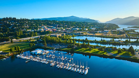 Hood River Marina bij zonsopkomst