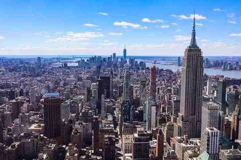 View from Summit observatory over Manhattan and the Empire State Building in New York City, USA.