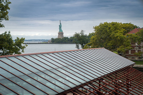 Vrijheidsbeeld vanaf Ellis Island