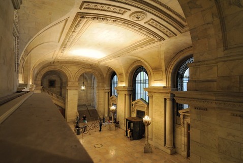 New York City Public Library welkomsthal verlicht